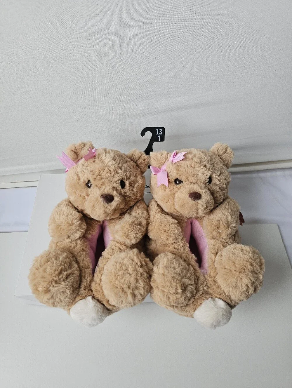 Girls' Teddy Bear Slippers with Pink Bow – New with Tags (NWT)